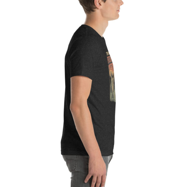 Apocalypse Catch – Retro Zombie Fishing Tee